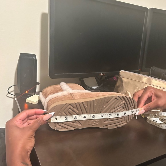 UGG HADLEY II WATERPROOF BOOTS - Picture 7 of 10